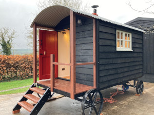 14ft Shepherds hut with veranda